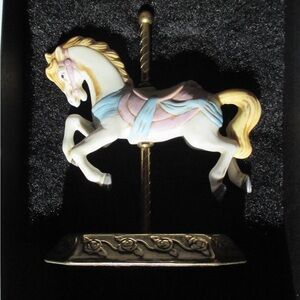 Elegant Carousel Horse Sculpture in Cream and Gold